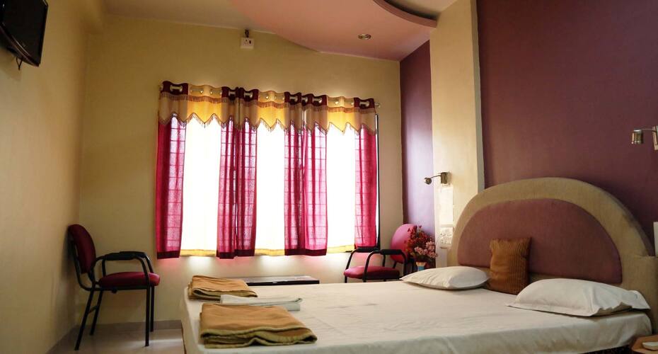 Hotel Pooja Residency, Satara 2
